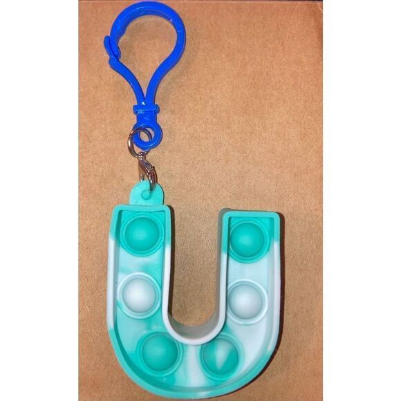☀️3/$12☀️ Letter U Pop It Fidget Toy Keychain - Picture 1 of 4